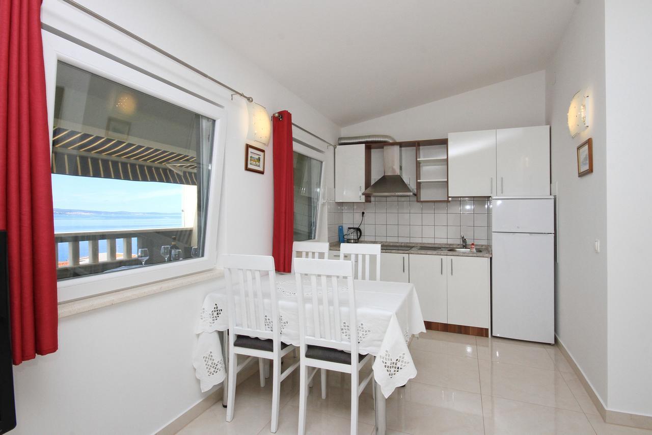 Villa Natalie Омиш Экстерьер фото