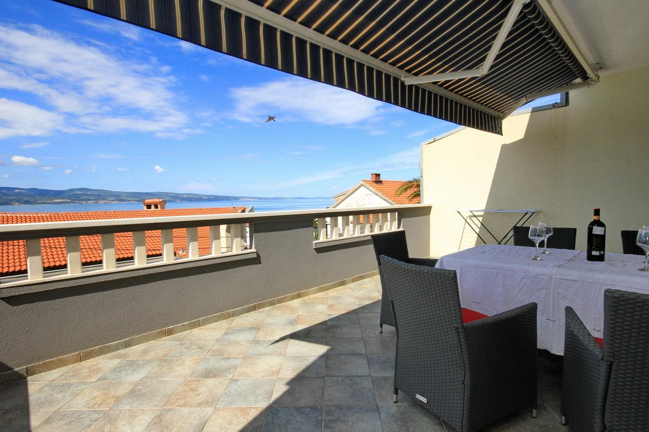 Villa Natalie Омиш Экстерьер фото